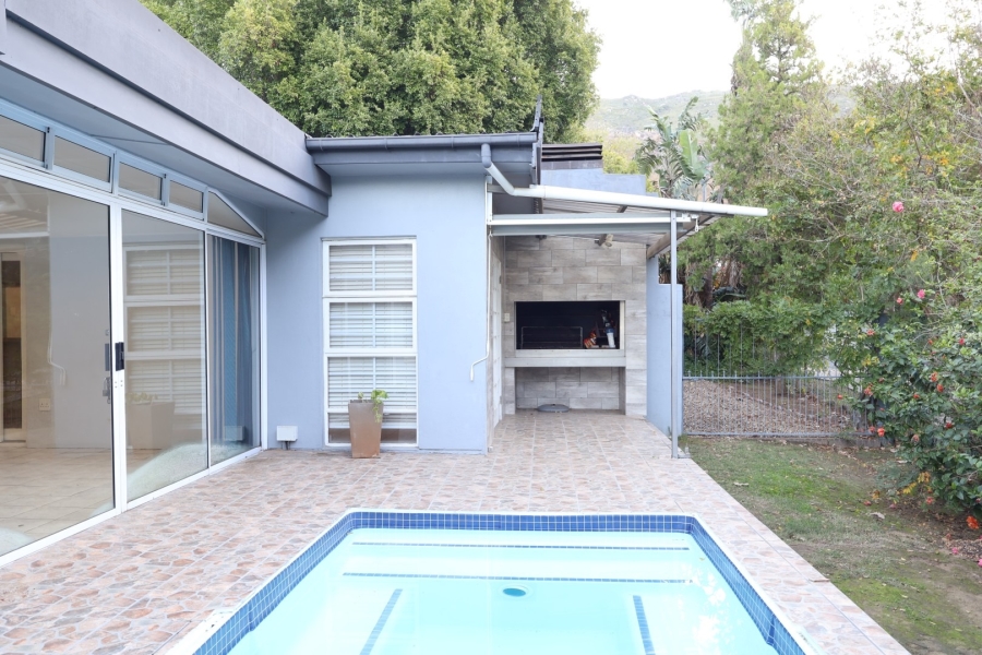 3 Bedroom Property for Sale in Groenvlei Western Cape
